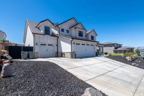 Exterior - 1504 E Black Brush Dr, Washington, UT 84780 photo 4 of 18