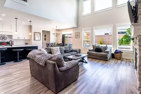 Living - 1504 E Black Brush Dr, Washington, UT 84780 photo 1 of 3