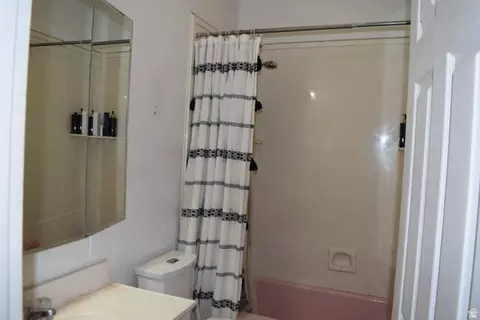 Bath - 3369 Gramercy Ave, Ogden, UT 84403 photo 1 of 2