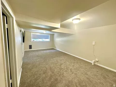 Other - 9573 S Buttonwood Dr, Sandy, UT 84092 photo 4 of 6