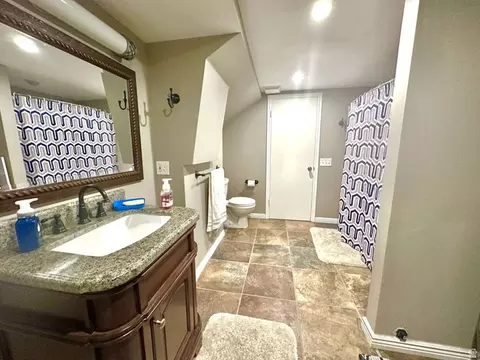 Bath - 9573 S Buttonwood Dr, Sandy, UT 84092 photo 1 of 2