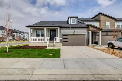 4642 W Hemsworth Ln #2074, Riverton, UT 84065