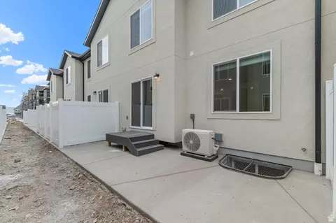 Exterior - 1865 E 640 N #1230, Salem, UT 84653 photo 3 of 4