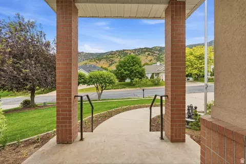 Exterior - 235 Buckingham Dr, Providence, UT 84332 photo 3 of 5