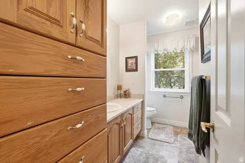 Entry Way - 235 Buckingham Dr, Providence, UT 84332 photo 2 of 2