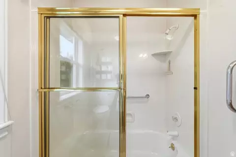 Bath - 235 Buckingham Dr, Providence, UT 84332 photo 1 of 5