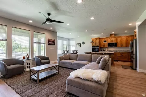 Living - 85 W 1200 N, Mapleton, UT 84664 photo 1 of 4