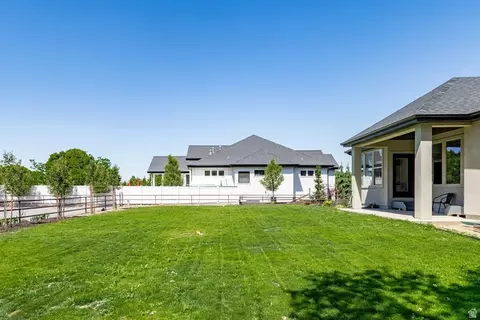 Exterior - 85 W 1200 N, Mapleton, UT 84664 photo 5 of 7