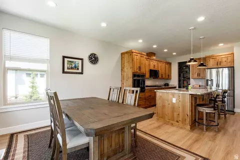 Dining - 85 W 1200 N, Mapleton, UT 84664 photo 2 of 2