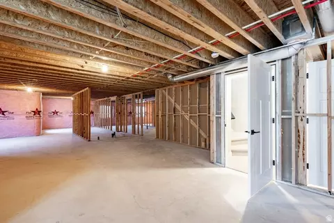 Entry Way - 85 W 1200 N, Mapleton, UT 84664 photo 3 of 4