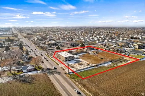 2016 W 2300 N, Clinton, UT 84015 photo 3