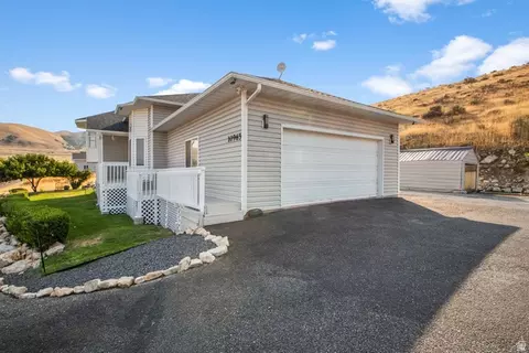 Exterior - 10965 N Wallace Ln, Tremonton, UT 84337 photo 6 of 9