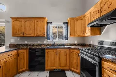 Kitchen - 10965 N Wallace Ln, Tremonton, UT 84337 photo 1 of 3