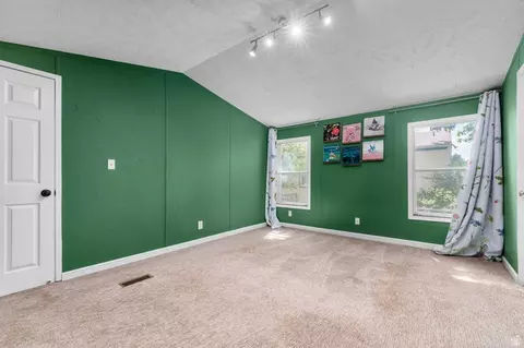 247 Hidden Dr, Sandy, UT 84070 photo 19