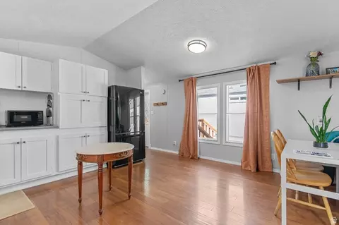 247 Hidden Dr, Sandy, UT 84070 photo 11