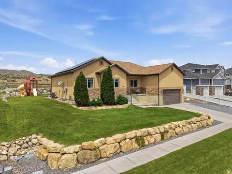 2504 S Colt Dr W, Saratoga Springs, UT 84045