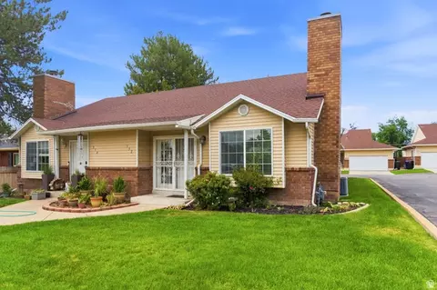 Exterior - 552 W 2900 S, Bountiful, UT 84010 photo 1 of 3