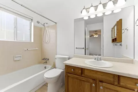 Bath - 552 W 2900 S, Bountiful, UT 84010 photo 1 of 3