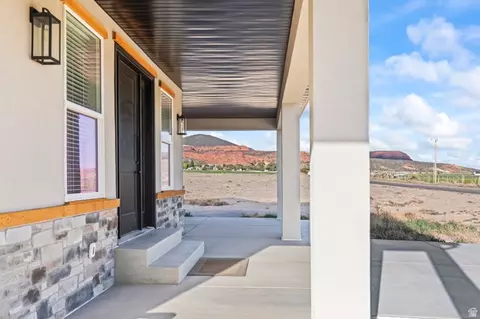 Exterior - 1036 W Chads Rd, Bicknell, UT 84715 photo 5 of 9