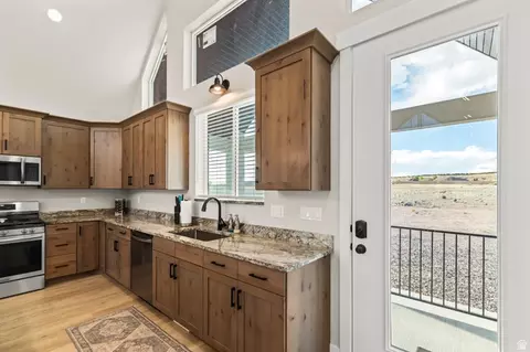 Kitchen - 1036 W Chads Rd, Bicknell, UT 84715 photo 4 of 6
