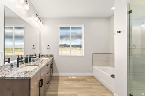 Bath - 1036 W Chads Rd, Bicknell, UT 84715 photo 2 of 6