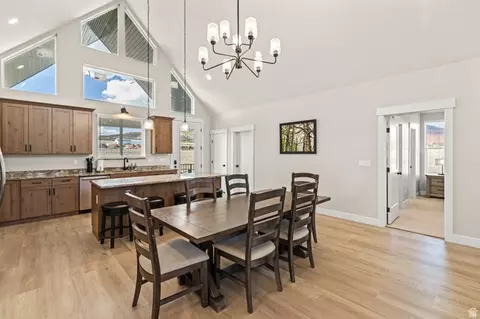 Dining - 1036 W Chads Rd, Bicknell, UT 84715 photo 2 of 3