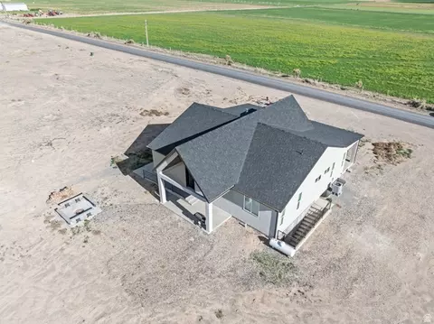View/Area - 1036 W Chads Rd, Bicknell, UT 84715 photo 4 of 4