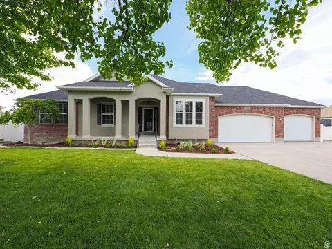 4856 W Cherry Laurel Ln, West Jordan, UT 84088