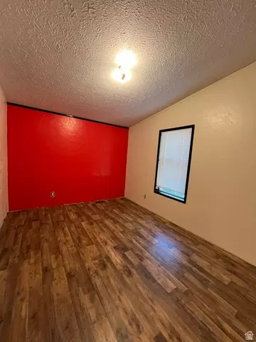 Bedroom - 461 E 500 S, Roosevelt, UT 84066 photo 1 of 2