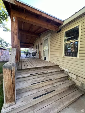 Exterior - 461 E 500 S, Roosevelt, UT 84066 photo 2 of 8