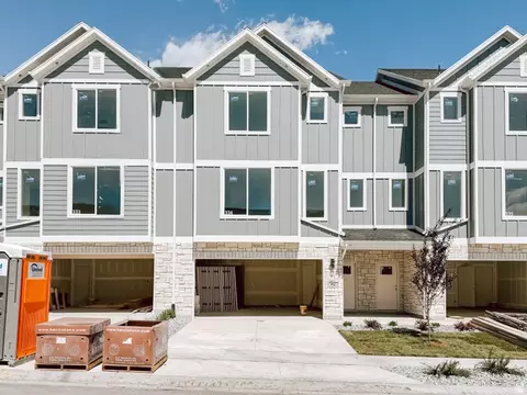 954 W Mountain Hollow Way N #334, Eagle Mountain, UT 84043