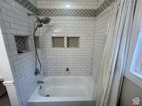 Bath - 245 E 200 N, Springville, UT 84663 photo 3 of 5