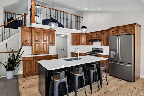 Kitchen - 729 Eagle View Dr, Providence, UT 84332 photo 3 of 6
