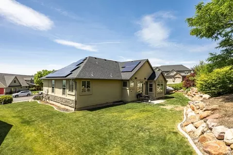 Exterior - 729 Eagle View Dr, Providence, UT 84332 photo 7 of 8
