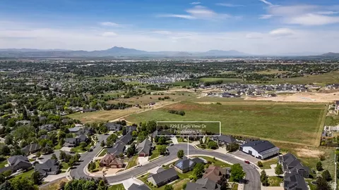 View/Area - 729 Eagle View Dr, Providence, UT 84332 photo 4 of 18