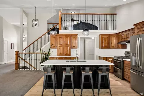 Kitchen - 729 Eagle View Dr, Providence, UT 84332 photo 6 of 6