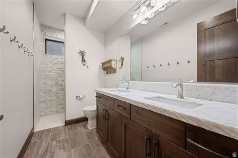 Bath - 1500 E Split Rock Dr #91, Ivins, UT 84738 photo 6 of 7