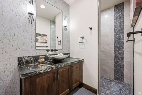 Bath - 1500 E Split Rock Dr #91, Ivins, UT 84738 photo 5 of 7