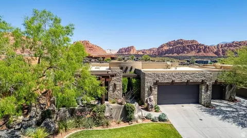 Exterior - 1500 E Split Rock Dr #91, Ivins, UT 84738 photo 2 of 13