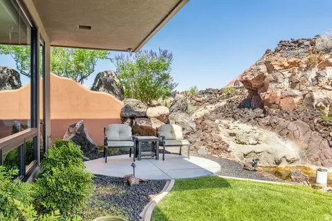 Exterior - 1500 E Split Rock Dr #91, Ivins, UT 84738 photo 5 of 13