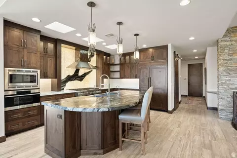 Kitchen - 1500 E Split Rock Dr #91, Ivins, UT 84738 photo 2 of 6