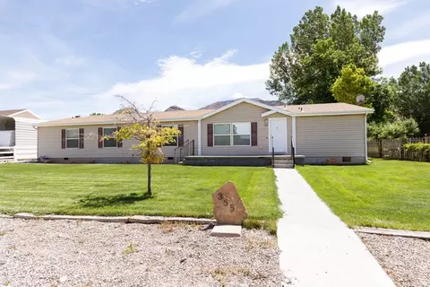 Exterior - 355 S 300 E, Monroe, UT 84754 photo 2 of 12