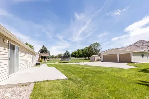Exterior - 355 S 300 E, Monroe, UT 84754 photo 7 of 12