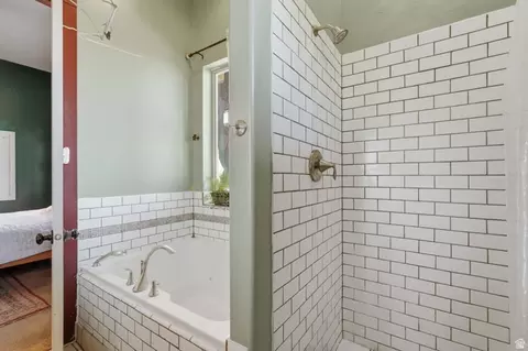 Bath - 7295 S 600 W, Willard, UT 84340 photo 2 of 6