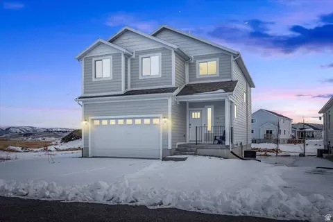 156 E Sailors Way #11, Garden City, UT 84028