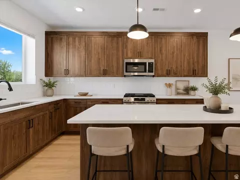 Kitchen - 868 E Brookshade Ln #103, Murray, UT 84107 photo 2 of 2