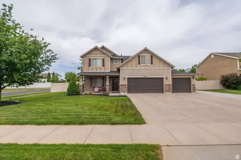2214 W Loveland, Farmington, UT 84025