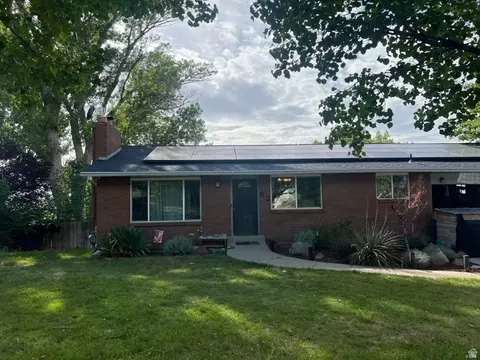 82 S Angela Way, North Salt Lake, UT 84054