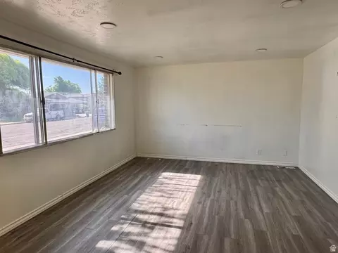 Living - 271 N 150 E, Delta, UT 84624 photo 3 of 6