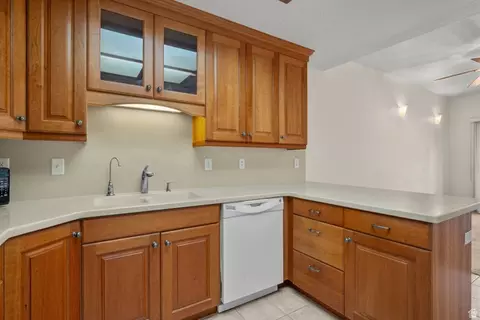 11086 S Grape Arbor Pl Apt 101 E, Sandy, UT 84070 photo 12